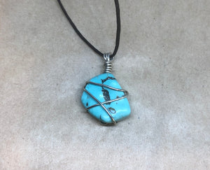 Turquoise Wired Crystal Necklace