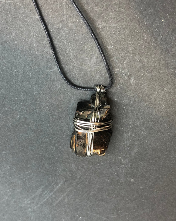 Shungite Crystal Wired Necklace